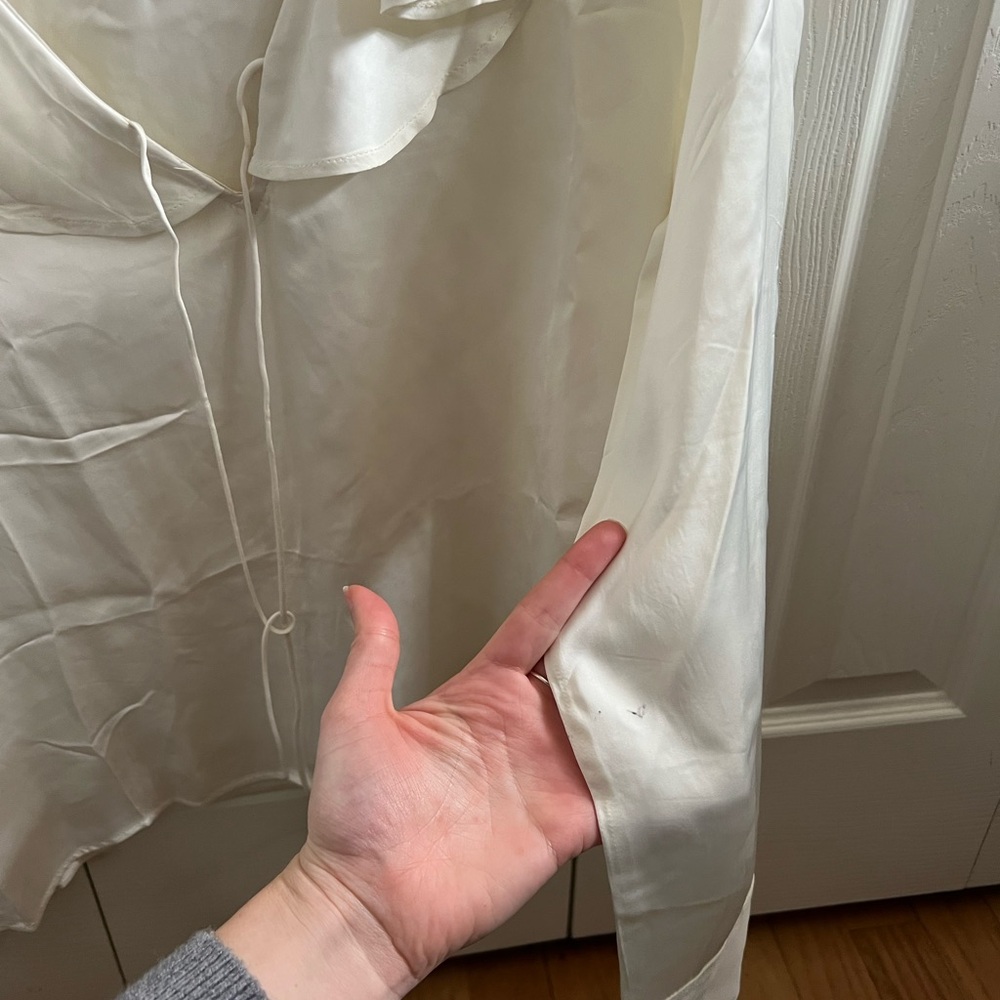 JCrew Goldie Top in Ivory satin SIZE XS NWOT - Picture 3 of 4